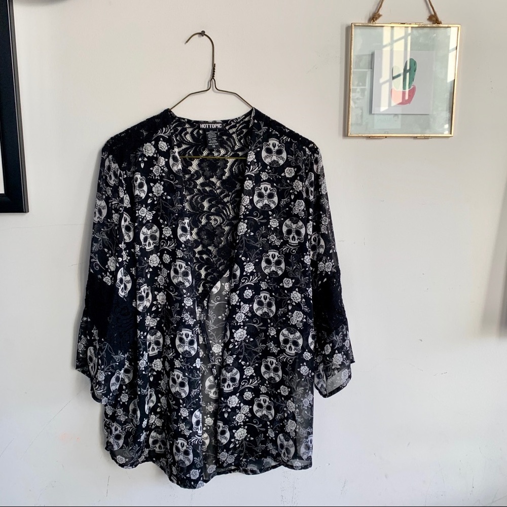 Hot Topic Skull Kimono *Last Day to Buy*